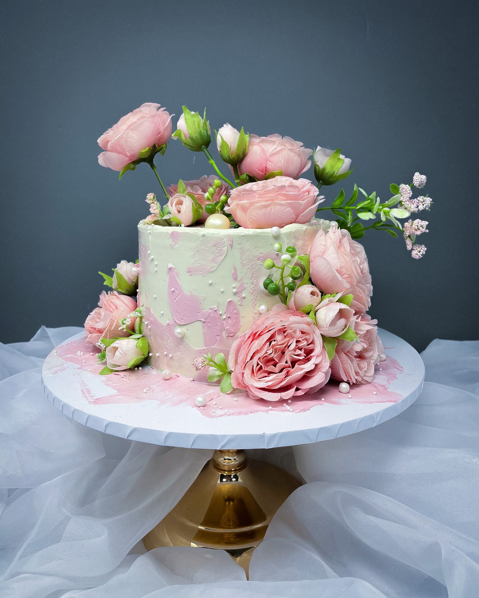 The Veronica's Garden Cake