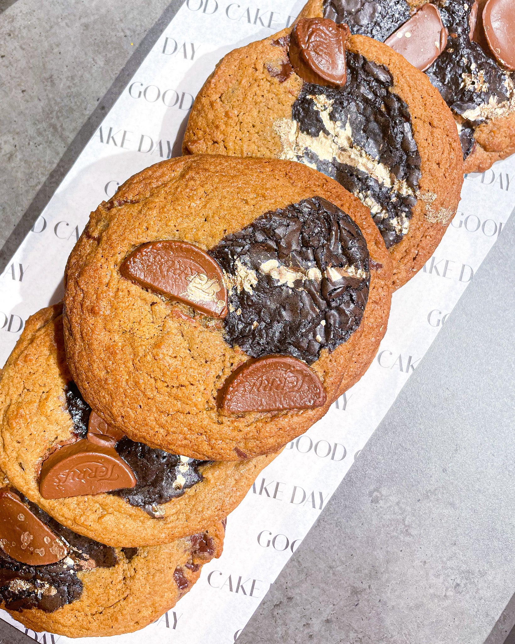 Crownie - Chocolate Chip Cookie with a Dark Chocolate Brownie Centre