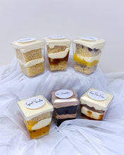 Load image into Gallery viewer, Cake Sample Box
