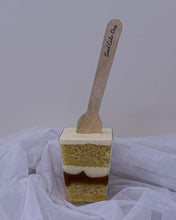 Load image into Gallery viewer, Cake Sample Box
