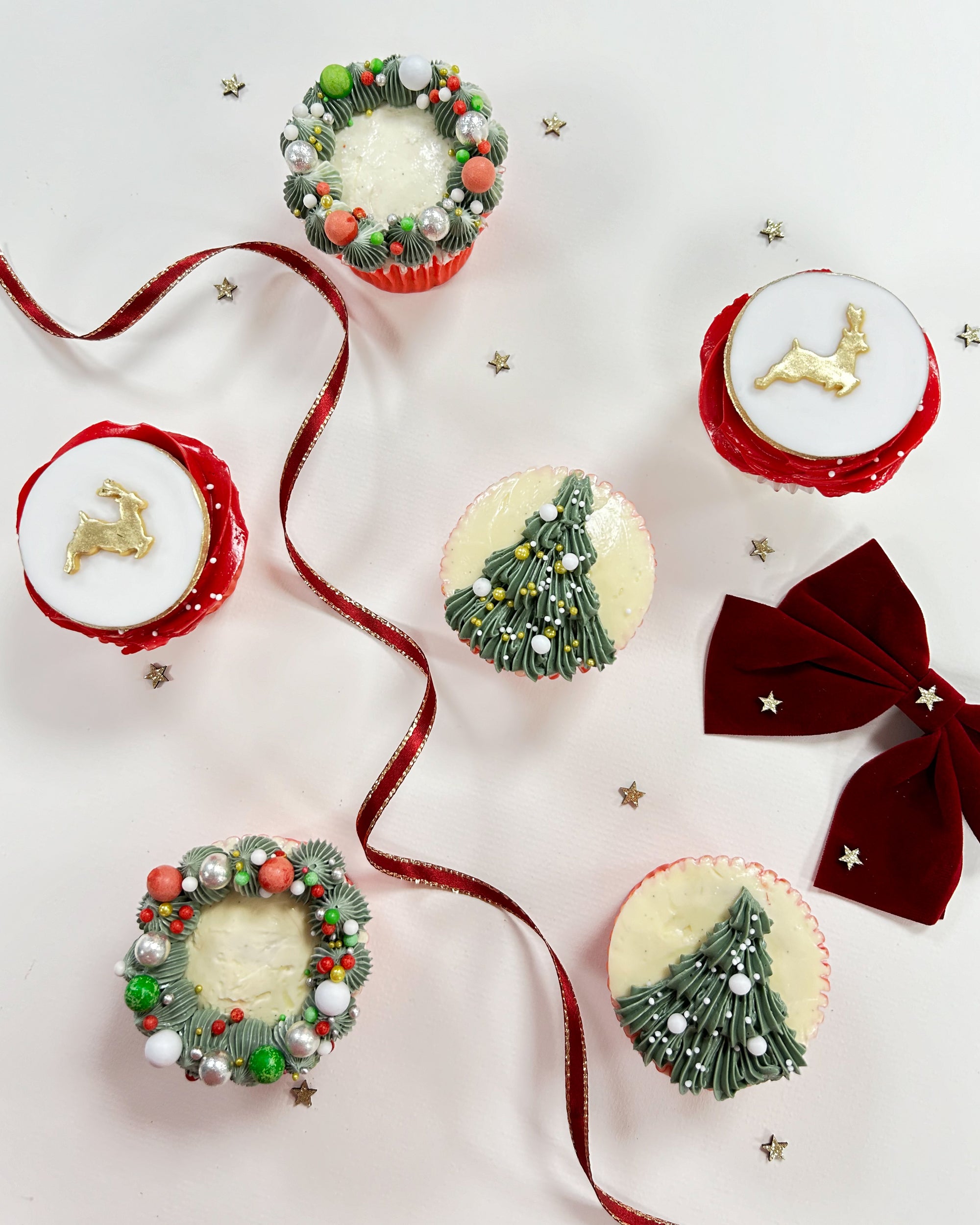 Luxury Christmas Cupcakes