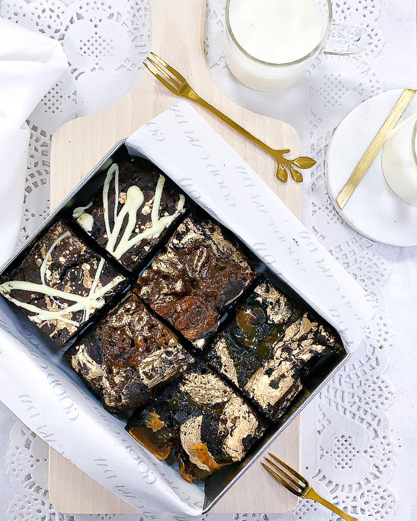 Mixed Selection Brownies & Mini Moet Gift Set