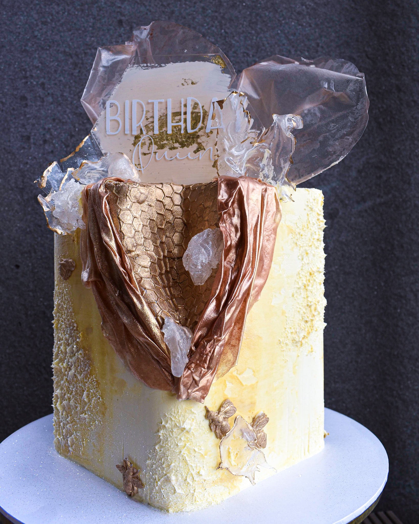 Gold Honeycomb & Bee Birthday Cake London | Luxury Celebration Cake