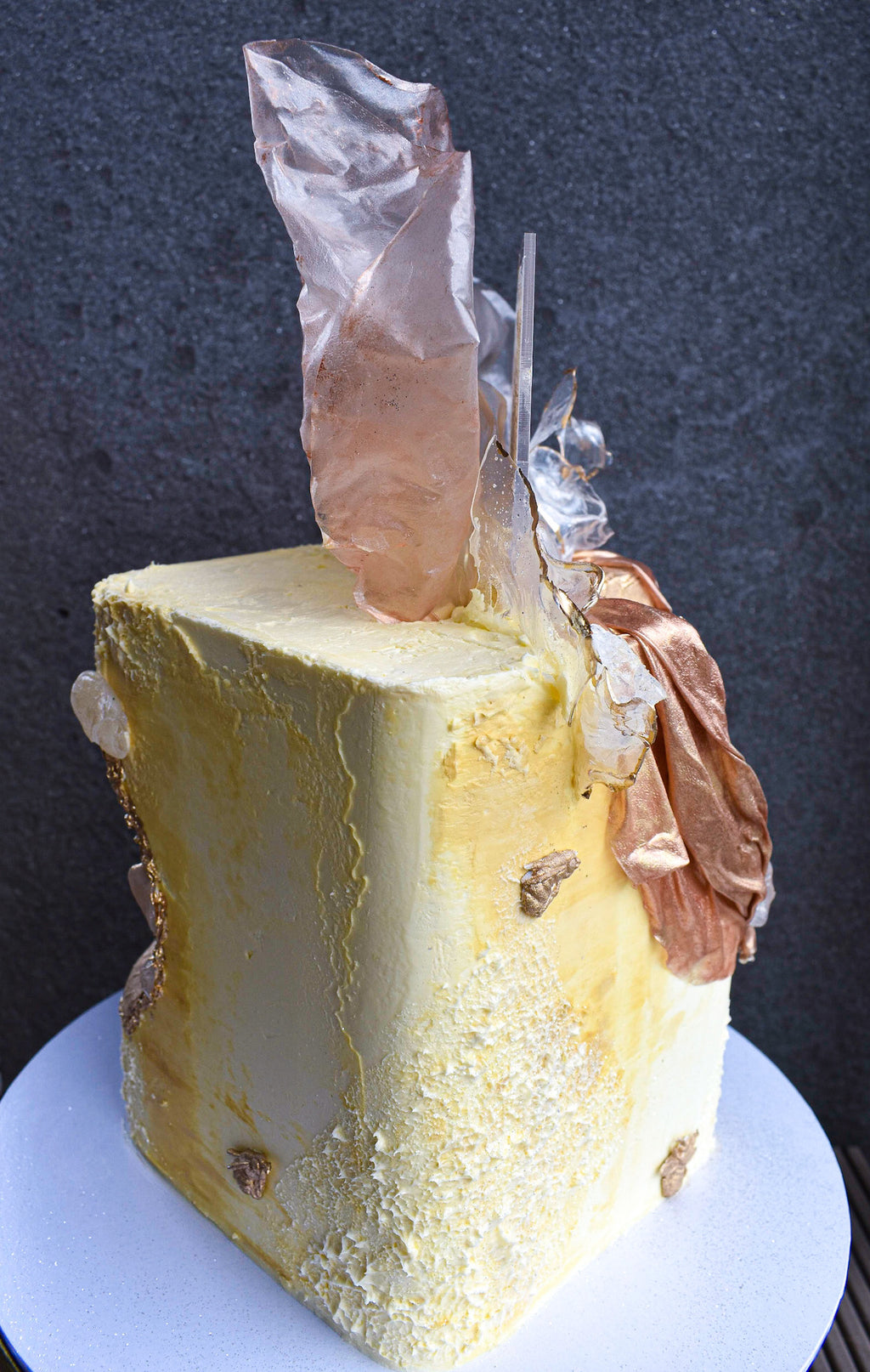 Gold Honeycomb & Bee Birthday Cake London | Luxury Celebration Cake