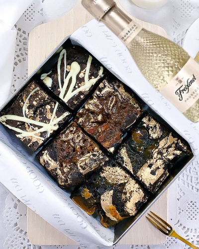 Mixed Selection Brownies & Prosecco/Rose Gift Set