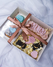 Load image into Gallery viewer, Mother&#39;s Day Gift Box
