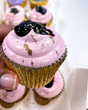 Load image into Gallery viewer, Signature Cupcakes
